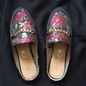 Unisa black mules with gold chain size 6